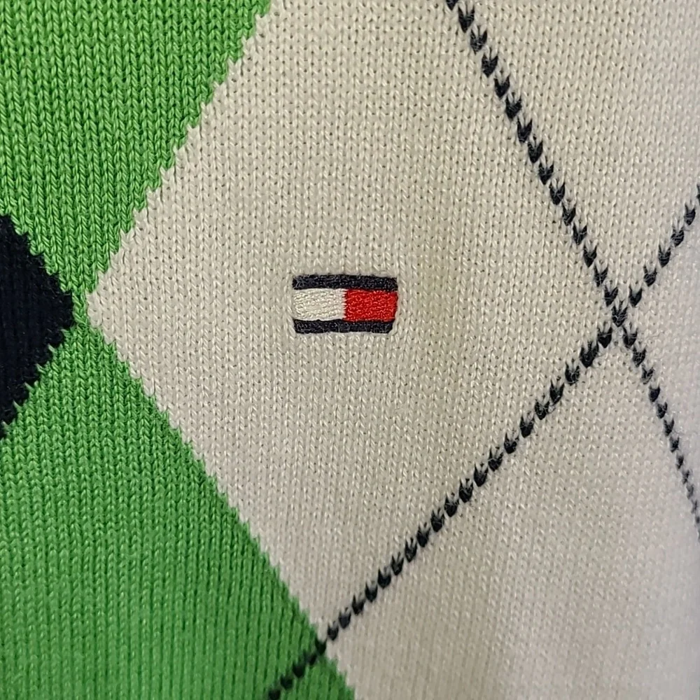 Tommy Hilfiger V Neck argyle‎ sweater Men's Large EUC